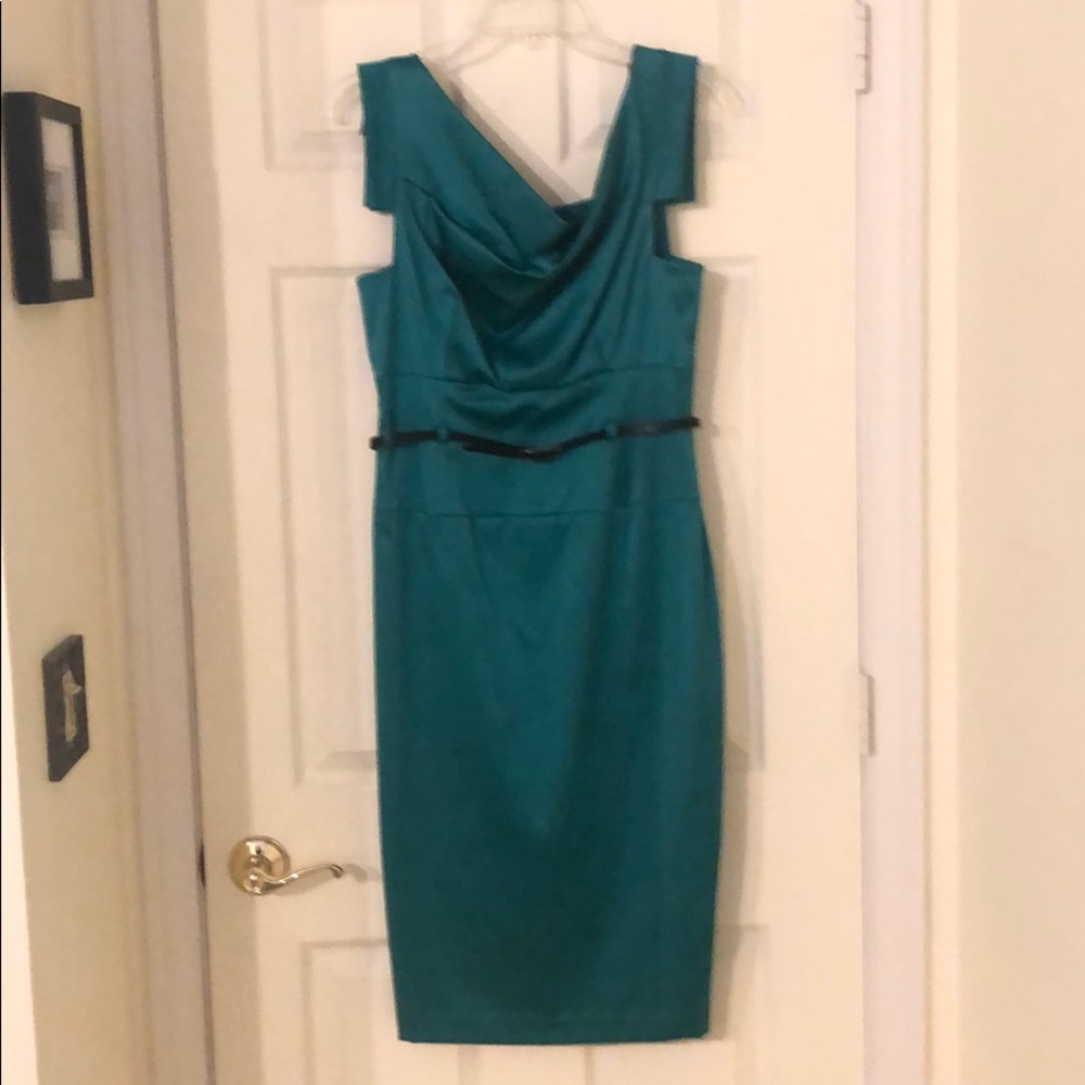Black Halo Jackie O Dress
